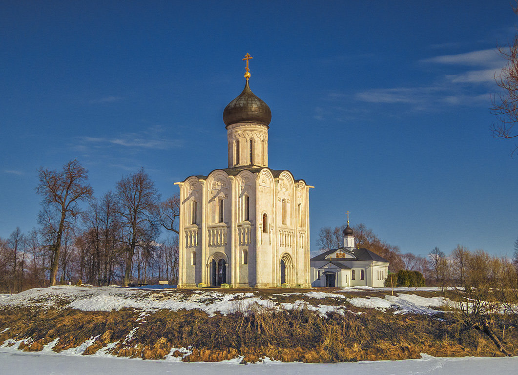 Храм Покрова-на-Нерли в марте - Сергей Цветков