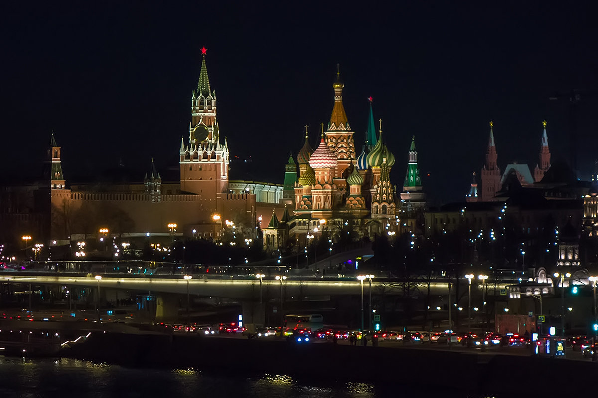 Вечерняя Москва - Андрей Шаронов