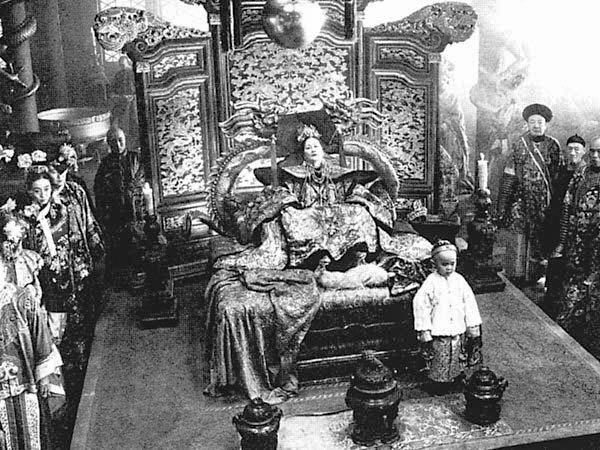 Умирающая императрица Цыси и новый китайский император. Ему 3 года! - Юрий Поляков