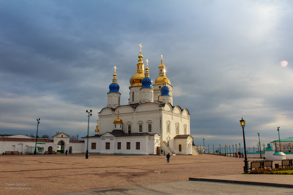 Софийско Успенский собор в Тобольске вектор