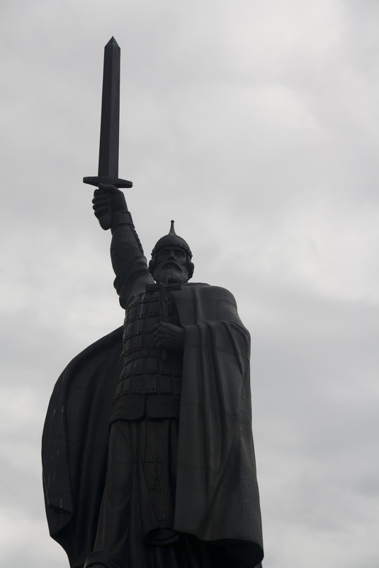 Памятник Илье Муромцу - сергей крючков