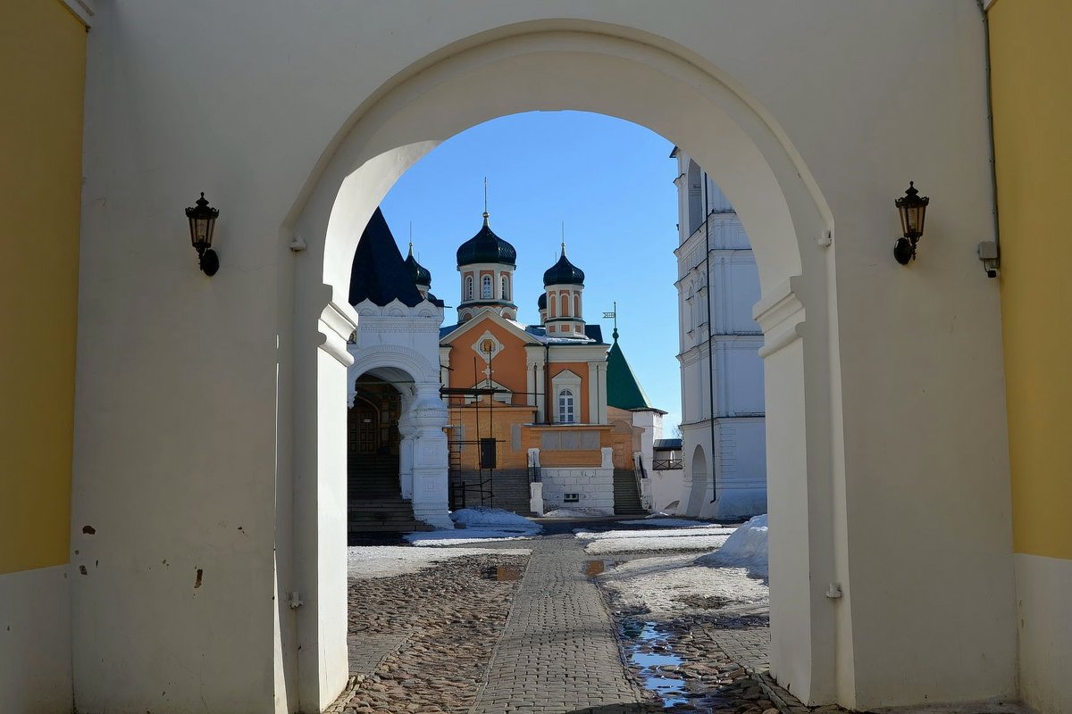 Ипатьевский монастырь в Костроме. - Михаил Столяров