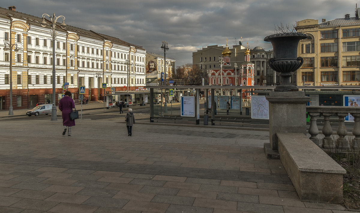 Уголок Москвы - юрий поляков