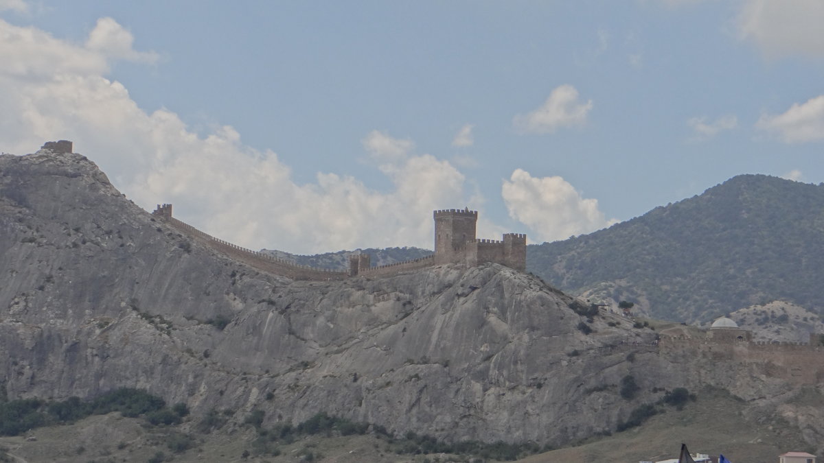 Крепость на горе - Anna-Sabina Anna-Sabina
