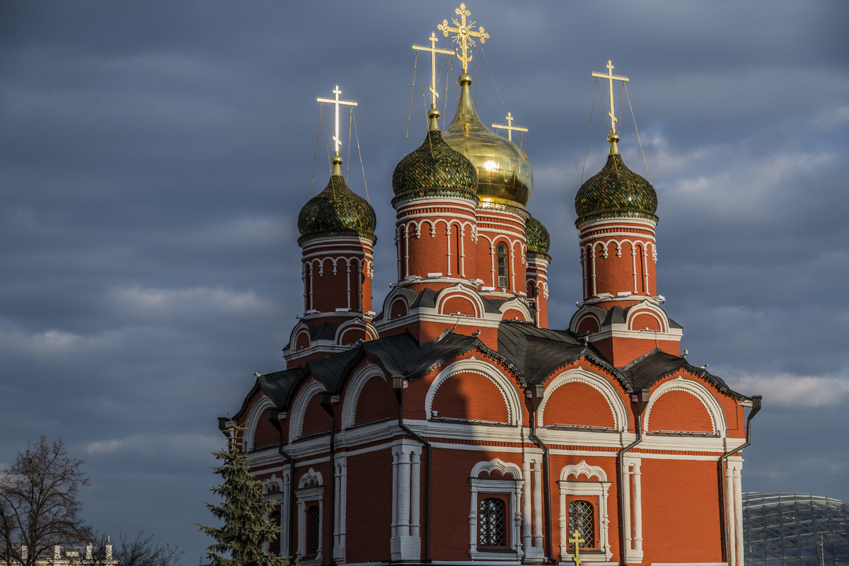 Москва ! Купола на улице ВАРВАРКА - Василий Шестопалов