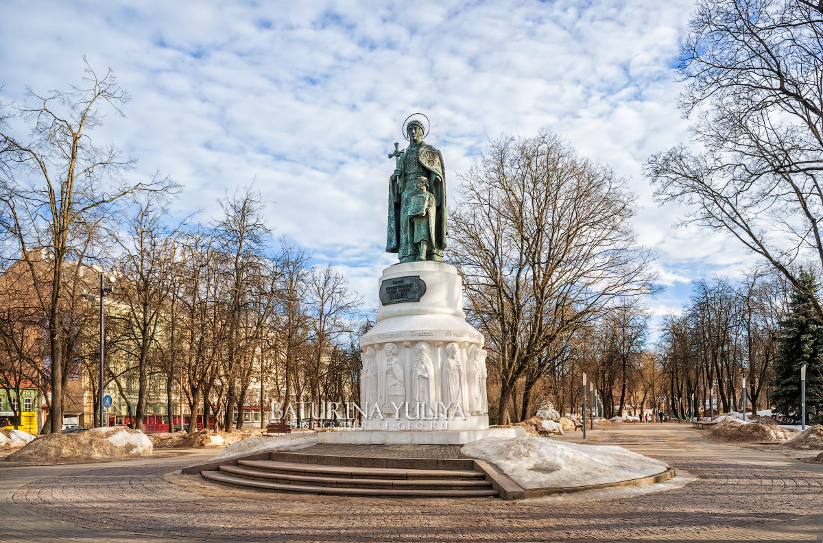 Памятник Княгине Ольге - Юлия Батурина