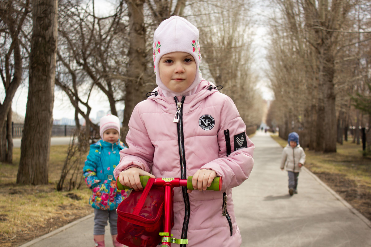 Прогулка в парке - Ирина Федосеева