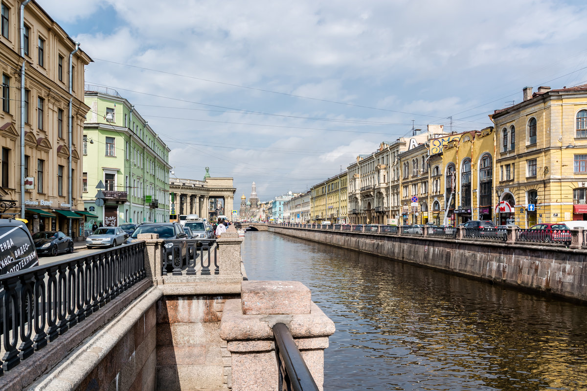 СПб. Канал Грибоедова. Казанский мост ( вдали ). - Виктор Орехов