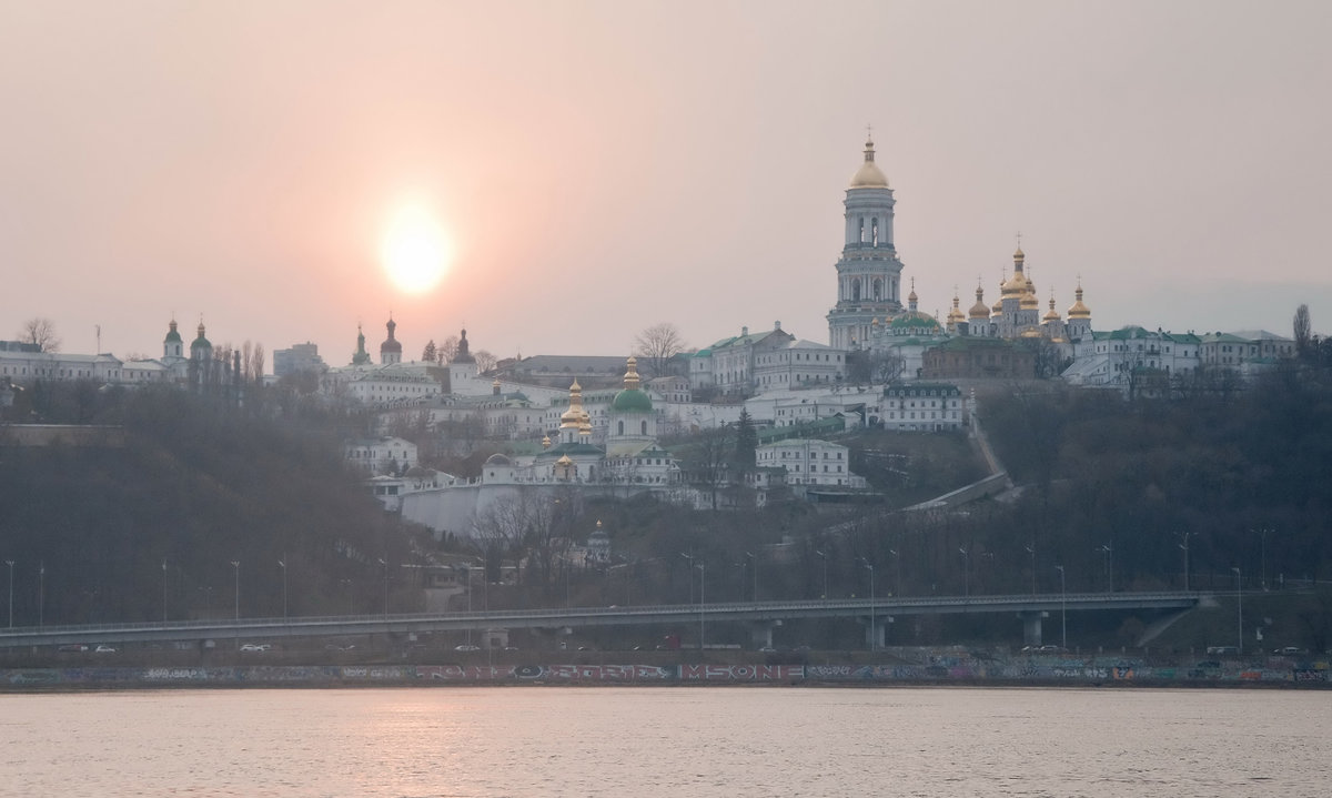 Очищена ее колоколами - Людмила Зайцева