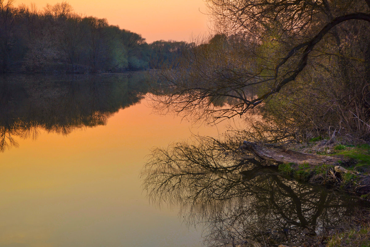 Закат на реке.Апрель - Александра Климина