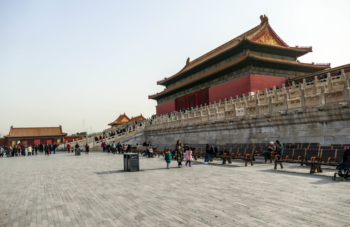 Императорский дворец  и его 3-х ярусное мраморное основание. Пекин - Юрий Поляков