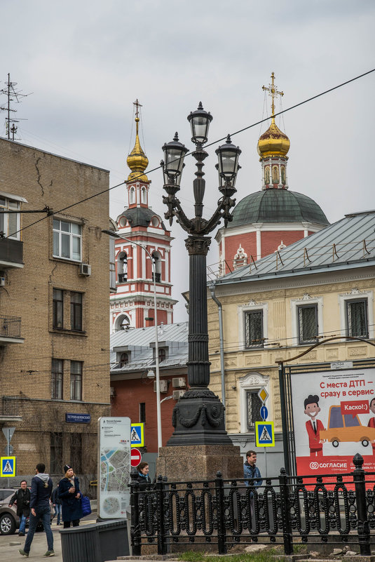 Петропавловская церковь в одноименном переулке - Сергей Лындин