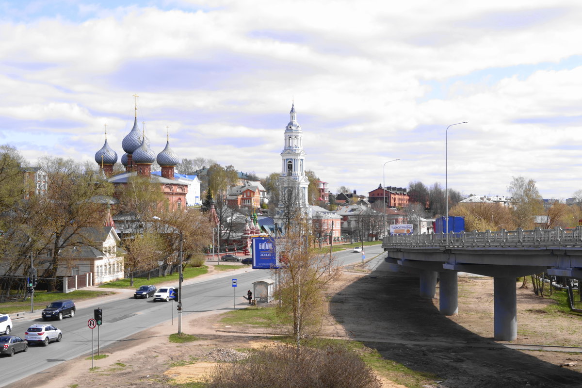 вид с моста через Волгу - Михаил Жуковский