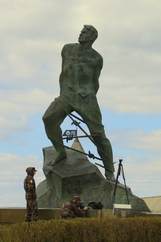 Памятник Мусе Джалилю - Валентина 