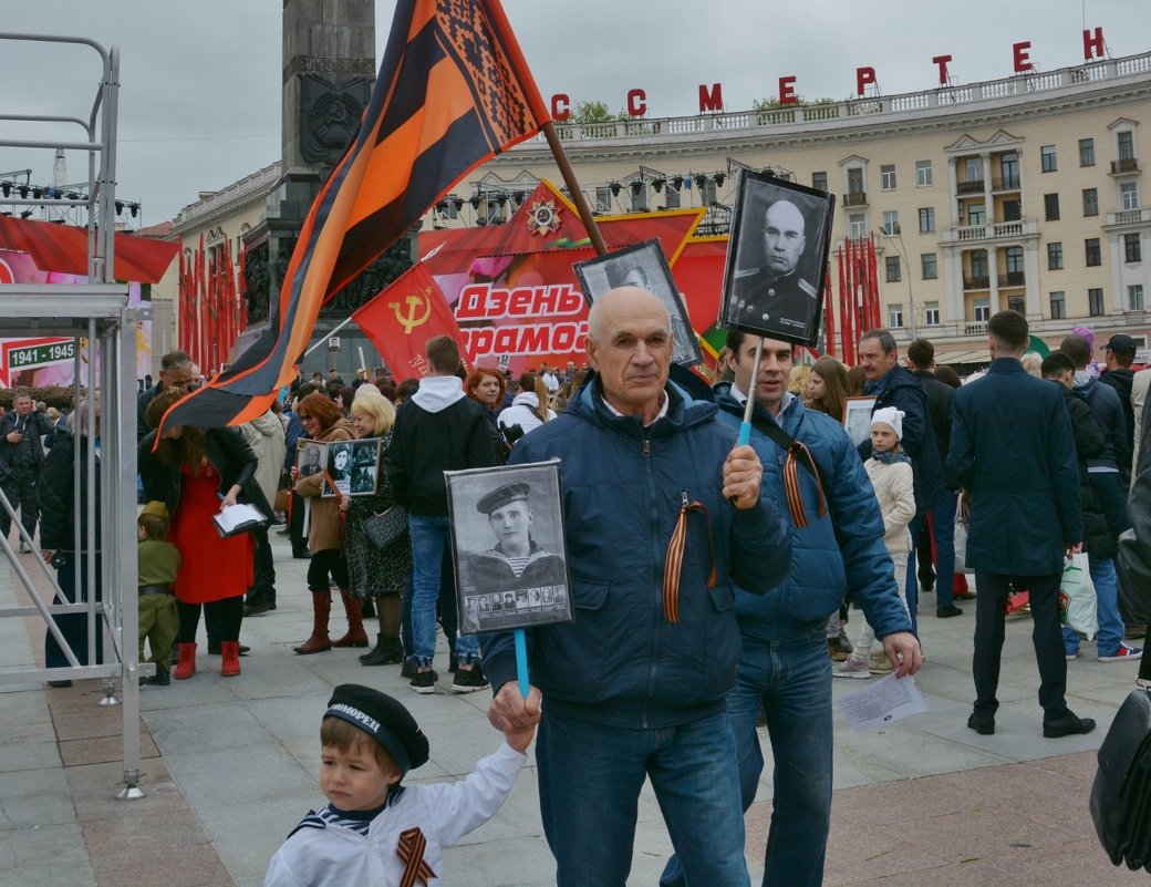 9 МАЯ 2019 г. НА ПЛ. ПОБЕДЫ В МИНСКЕ - Валерий Руденко