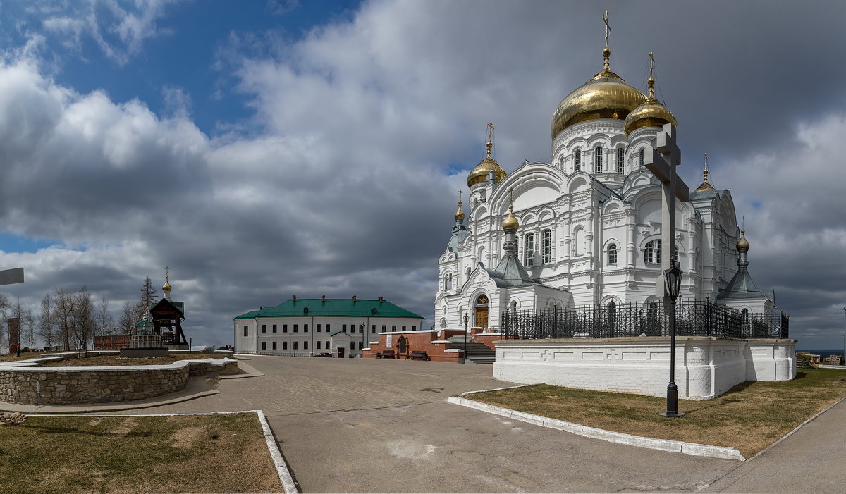 Путешествие под знаком орла.(Нижний - Булгары).Белогорский монастырь. - юрий макаров