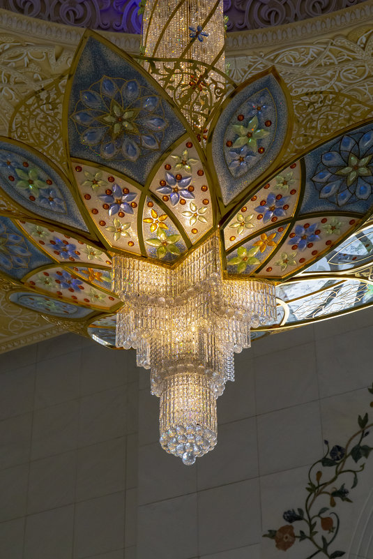 Необыкновенная люстра мечети шейха Зайда - Светлана Карнаух