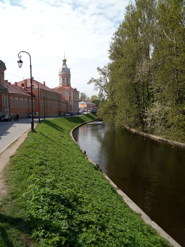 Река Монастырка и Александра-Невская Лавра. (Санкт-Петербург). - Светлана Калмыкова