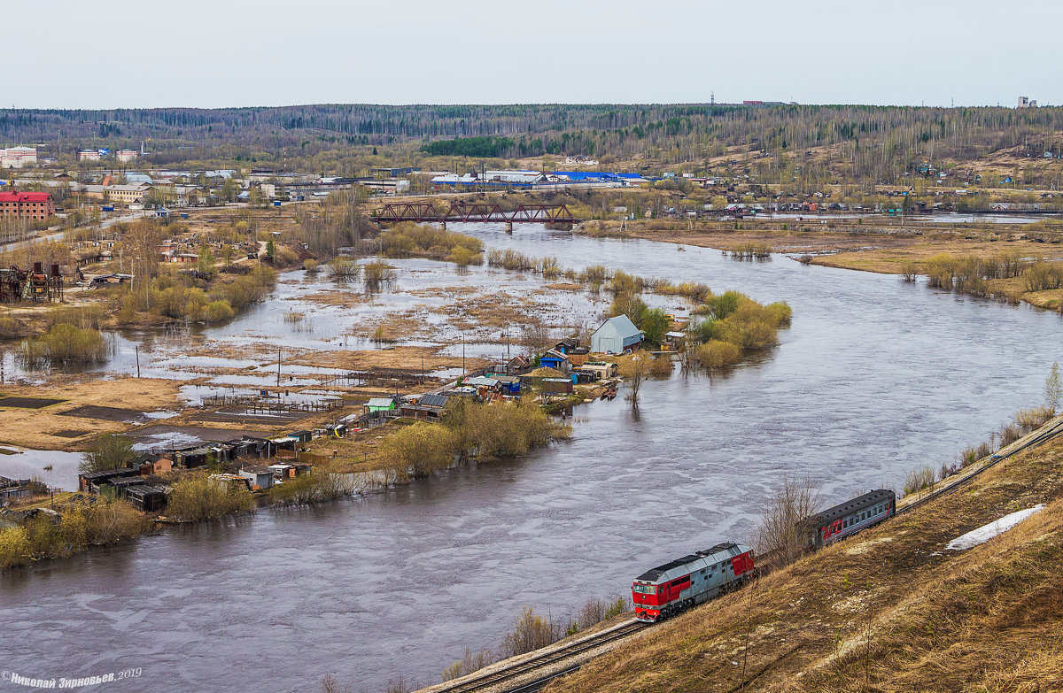 Половодье на реке Ухта, уровень воды 635 см при критических 590. - Николай Зиновьев