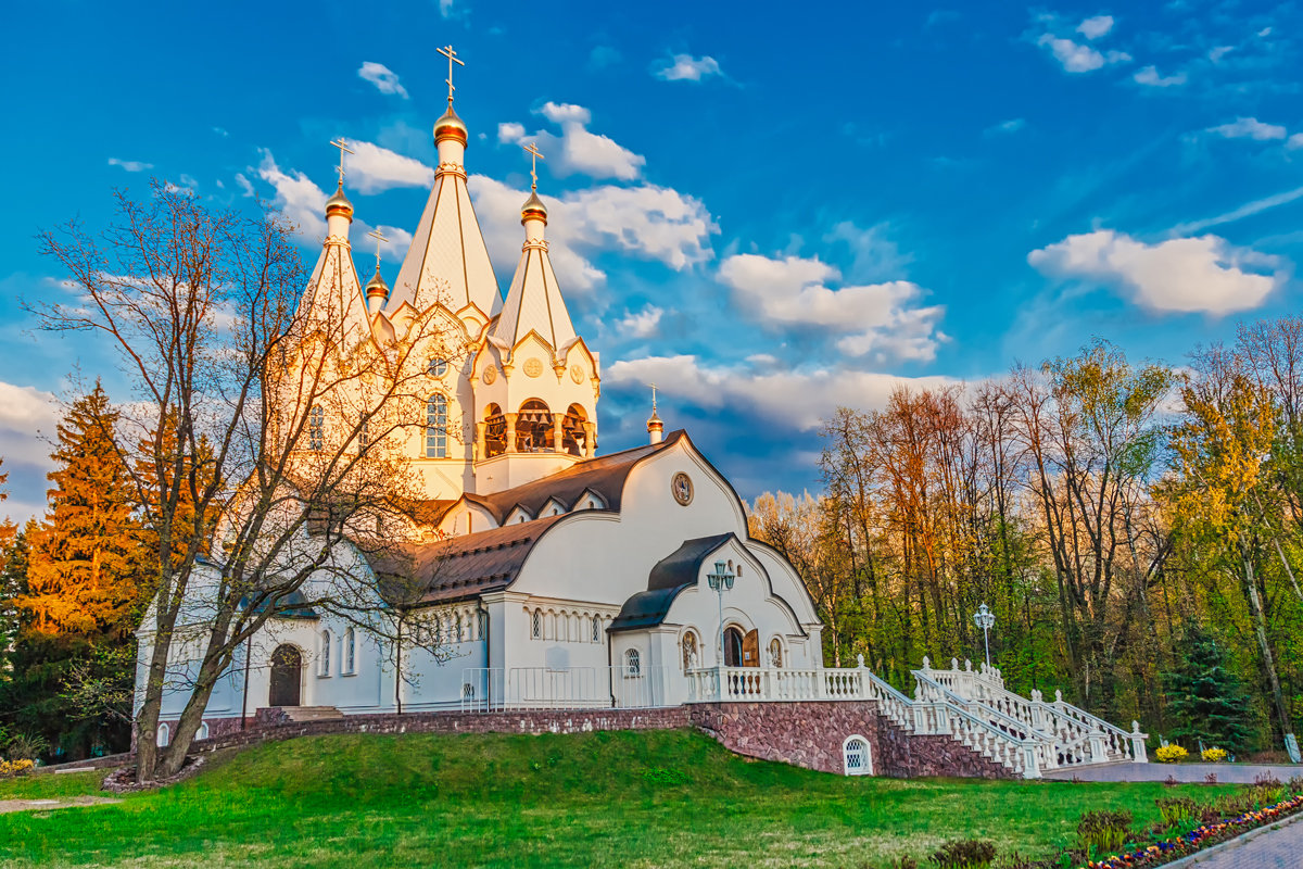 Храм Новомучеников Российских в Бутово - Mikhail Andronikov