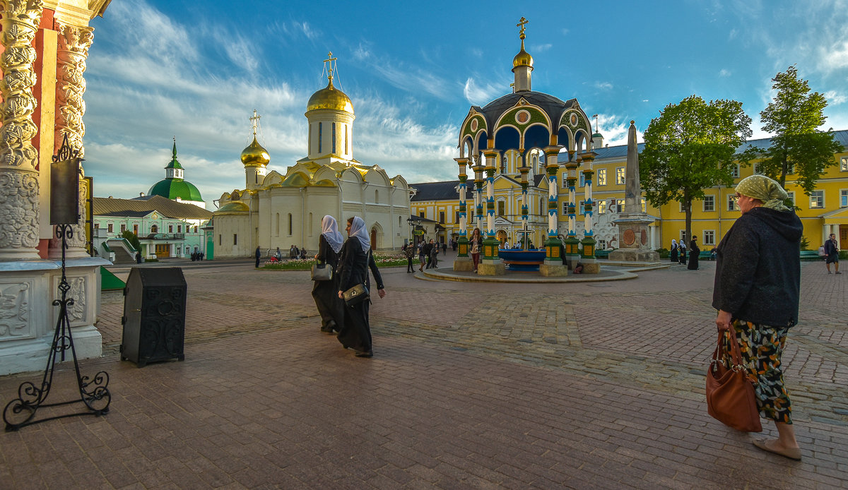 В Троице Сергиевой Лавре - юрий поляков