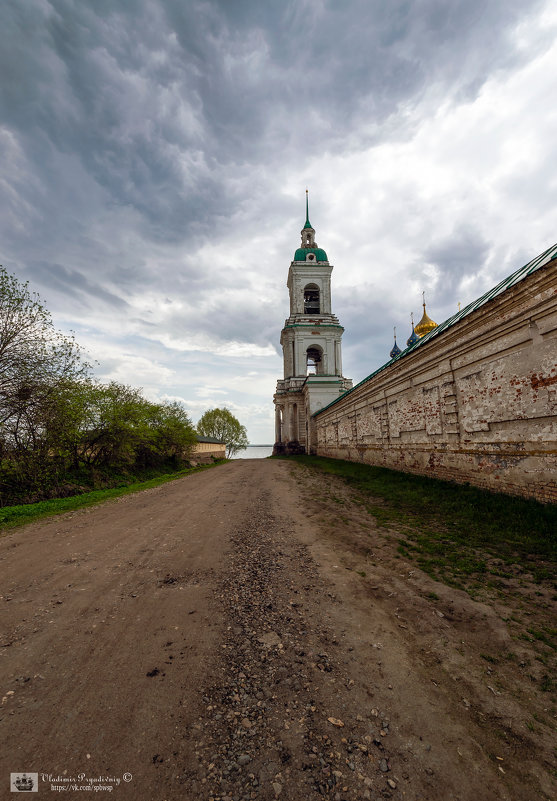 Ростов Великий - Владимир Питерский