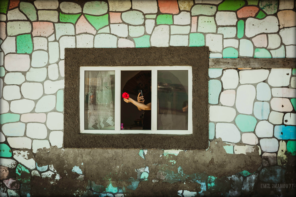 Роза в окне - Эмиль Иманов
