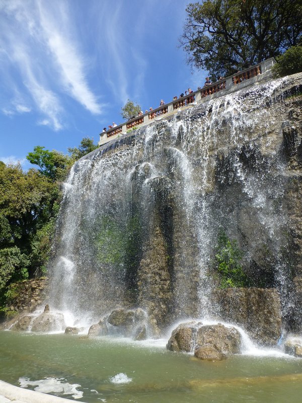 Искусственный водопад на Замковом холме Ниццы - Лидия Бусурина