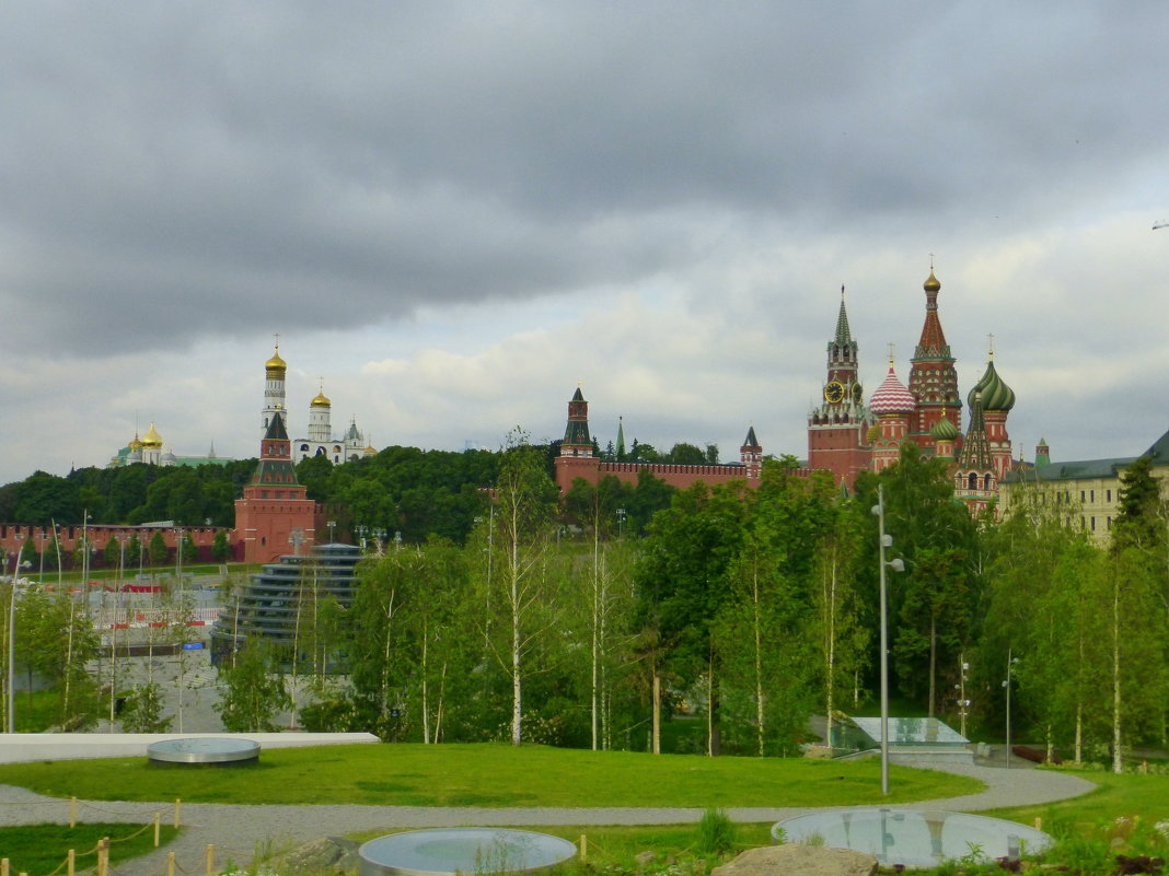 Вид из парка Зарядье - Татьяна Лобанова