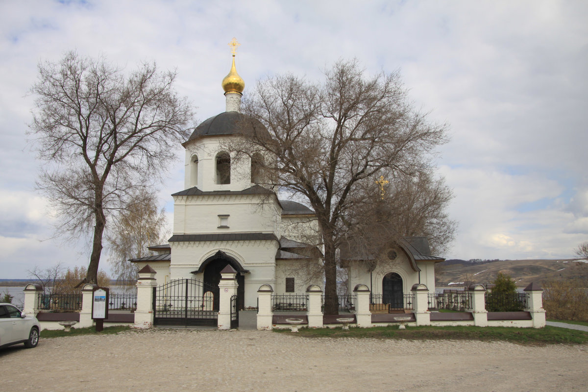 Церковь св. Константина и Елены - Валентина 