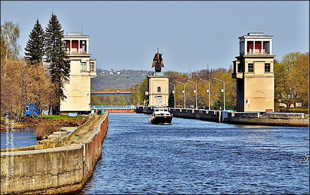 МИНИ-КРУИЗ ПО ГОРОДАМ ВОЛГИ-2019 - Валерий Викторович РОГАНОВ-АРЫССКИЙ