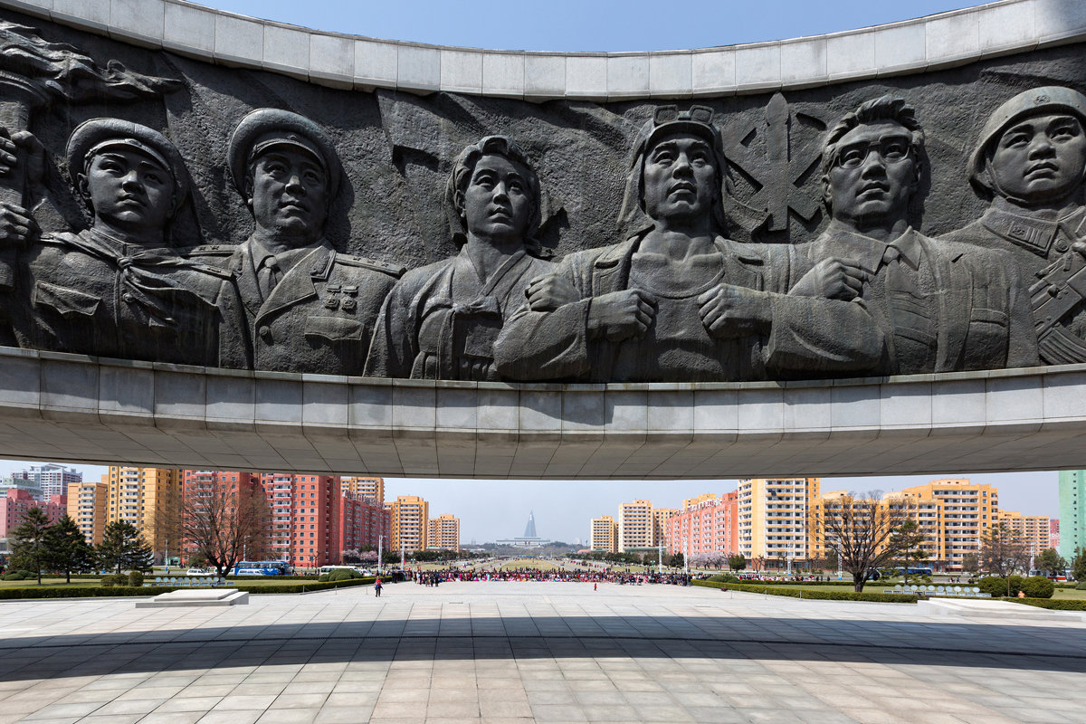 Монумент основания Трудовой партии Кореи - slavado 