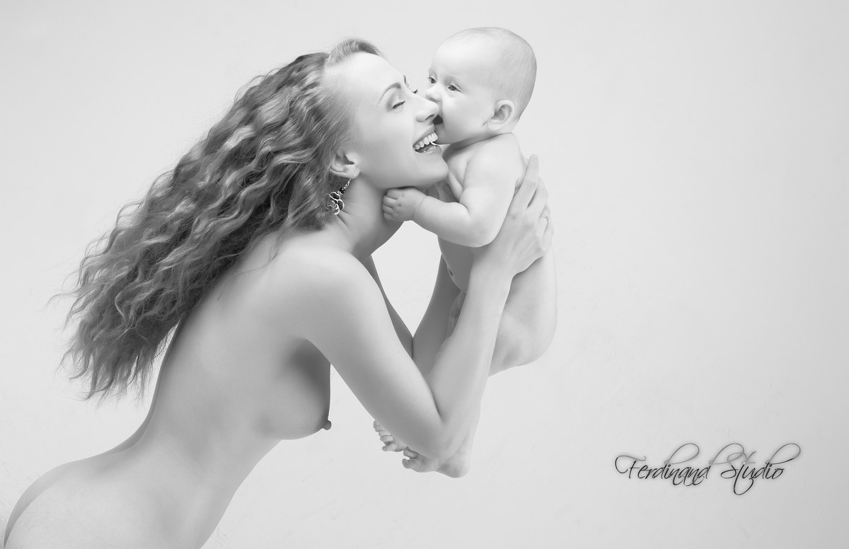 Motherhood. - Ferdinand Studio