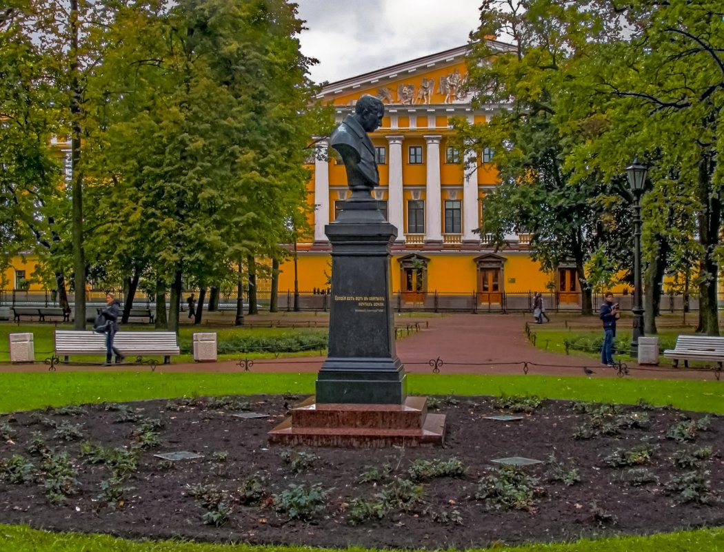 Памятник В.А.Жуковскому - Сергей Карачин