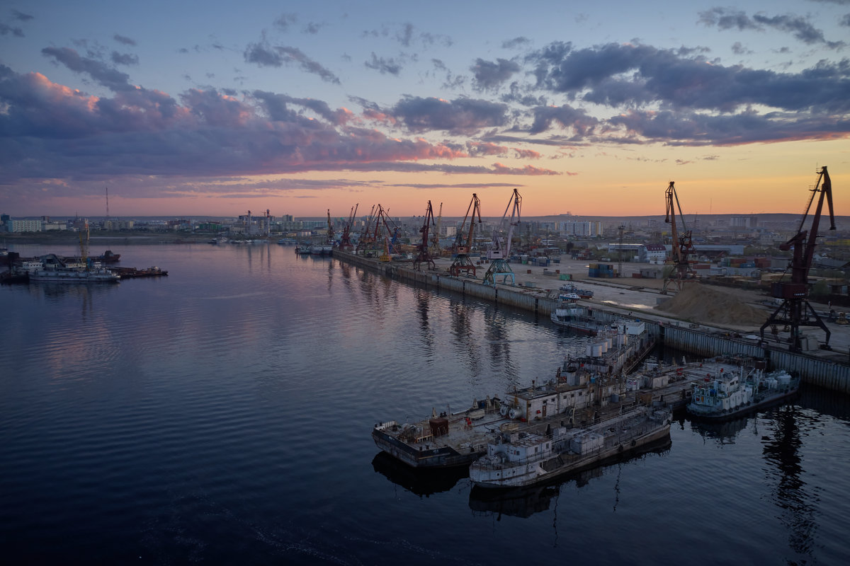 Речной порт Якутск - Иван Яроев
