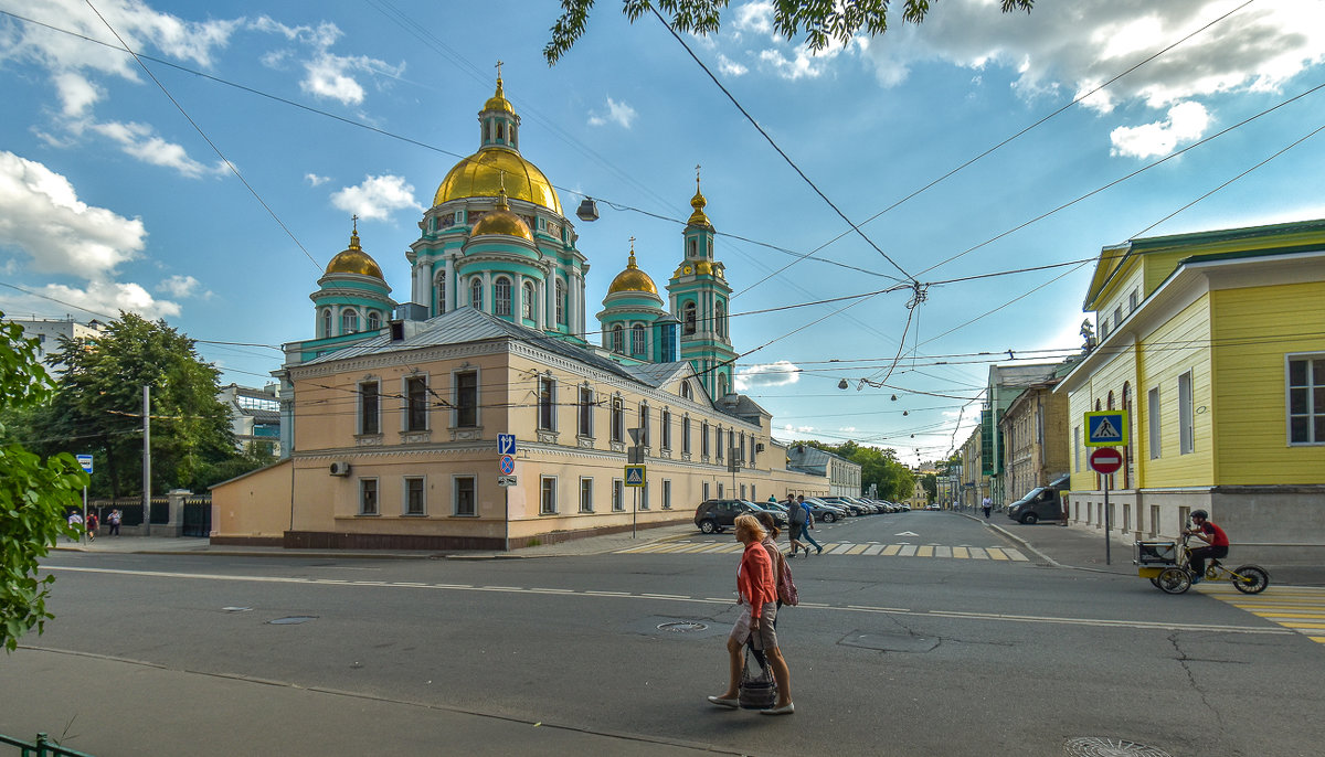 Уголок Москвы - юрий поляков