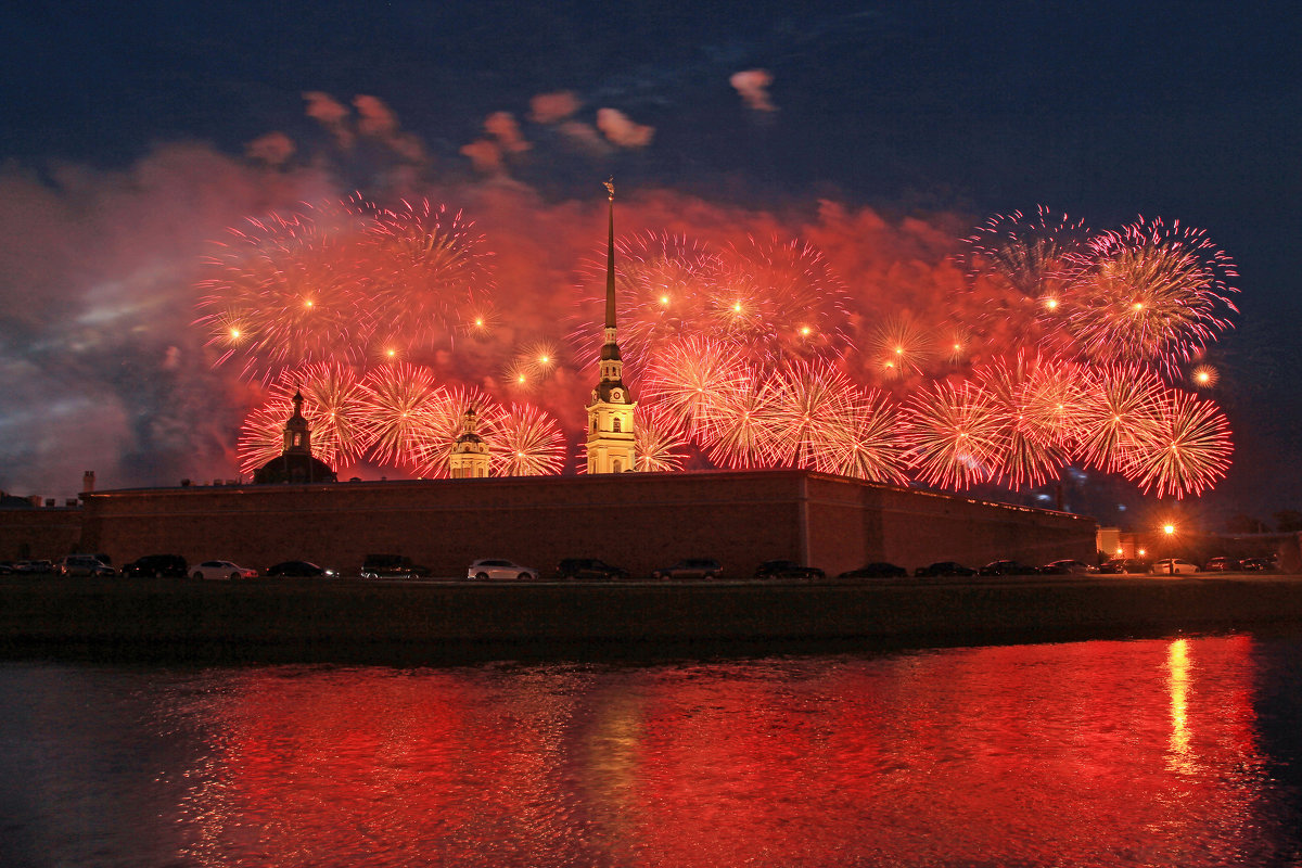 Салют Петропавловская крепость