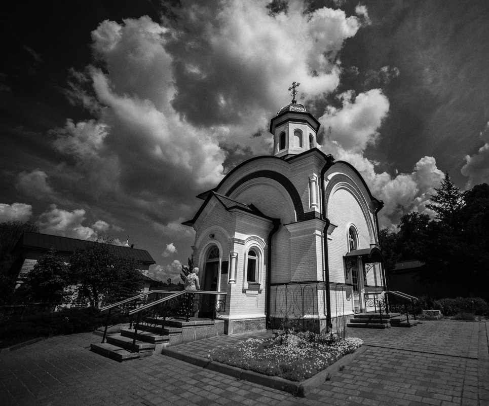 Old church - Марианна Привроцкая www.zadnipryanaya.ru