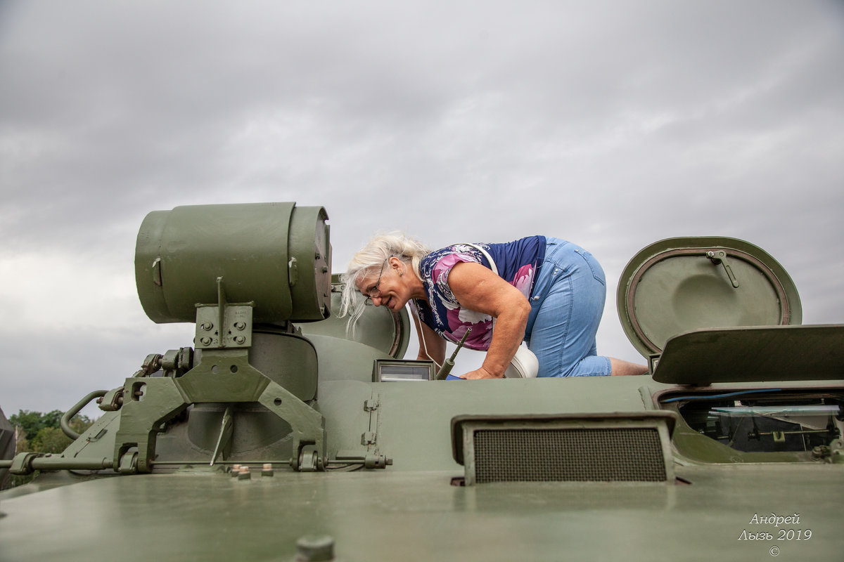 2019-06-28 Военно-технический форум «Армия-2019» - Андрей Lyz