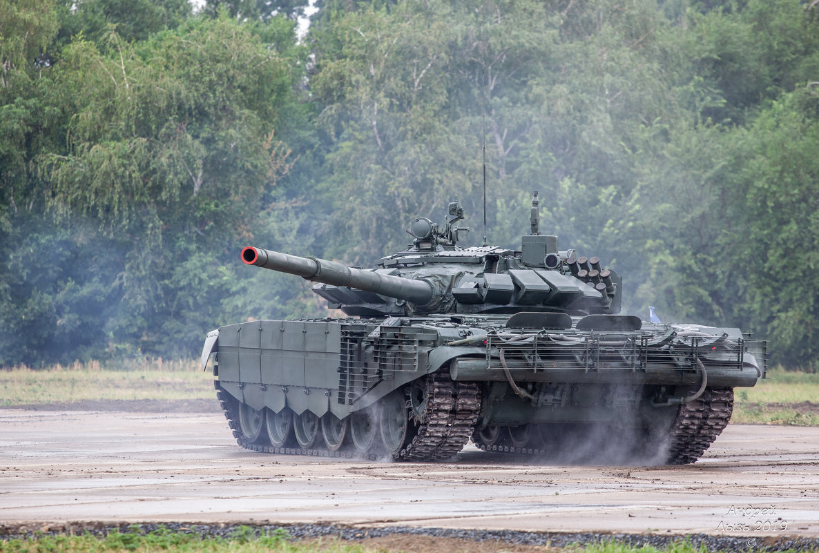 2019-06-28 Военно-технический форум «Армия-2019» - Андрей Lyz