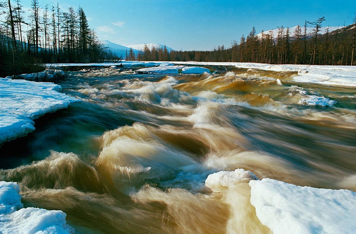 Бурная весна в долине реки Дулисмар - Сергей Курников