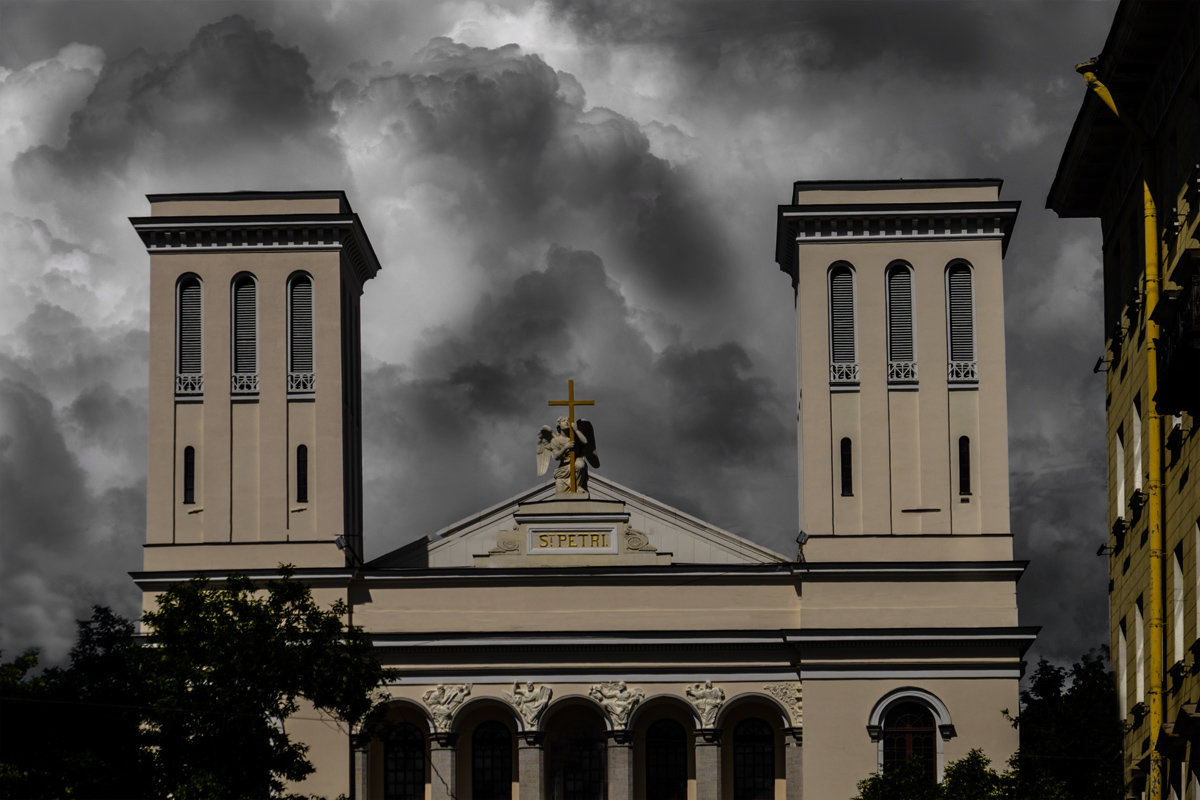 Облака над церквью Петра и Павла - Александр 