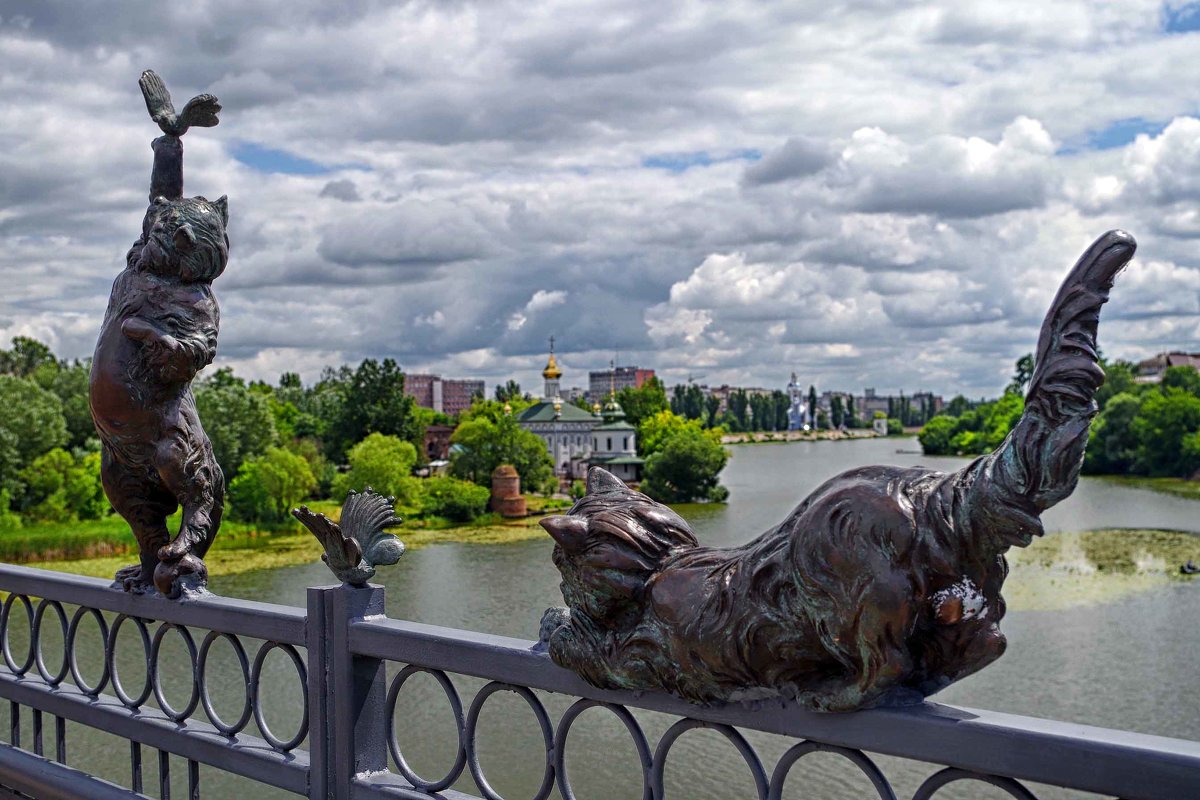скульптуры на мосту - юрий иванов