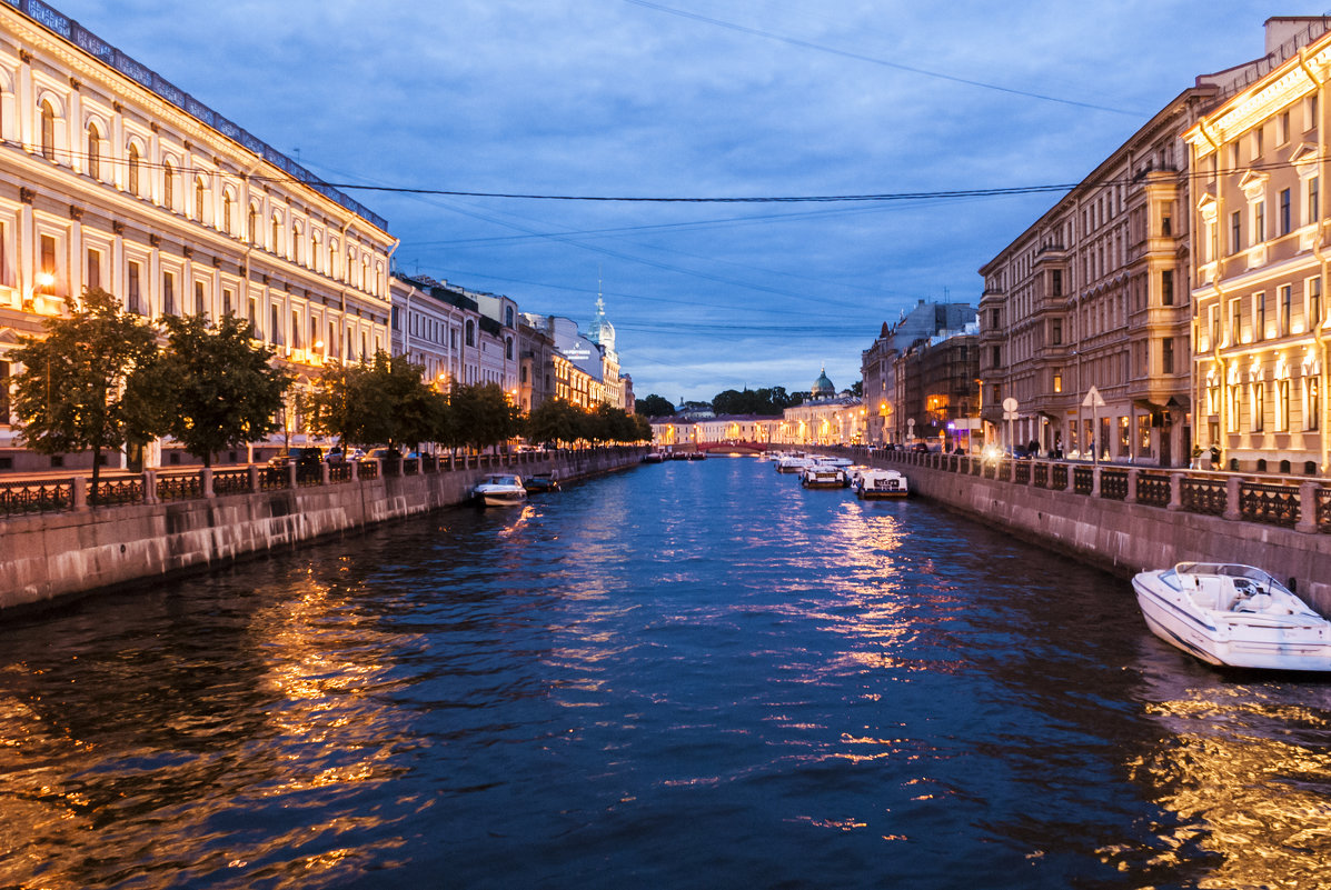 Ночными каналами Санкт-Петербурга - Александр Буторин