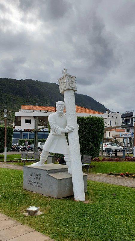 Памятник первооткрывателям острова Мадейра. - Анастасия Богатова