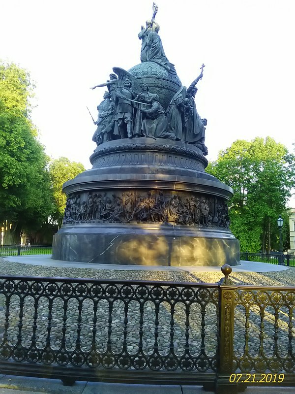 Памятник Тысячелетие России - ирина Смирнова