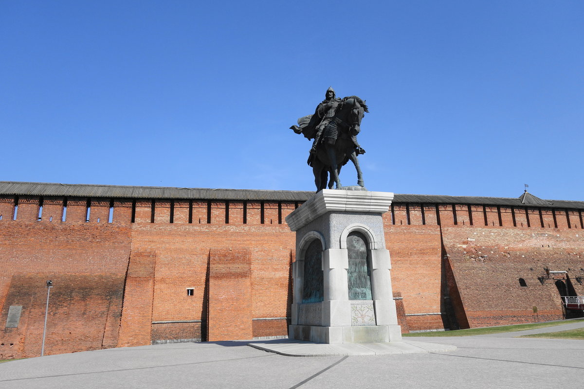 Коломенский Кремль. Памятник Дмитрию Донскому - Маргарита Батырева