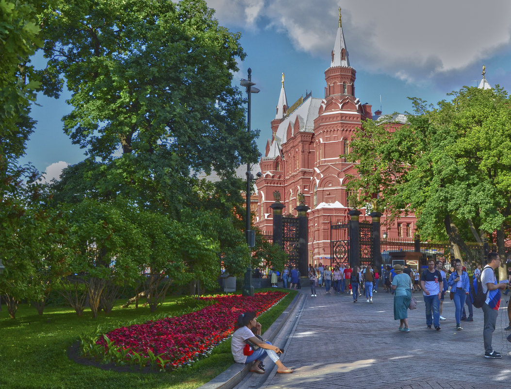 Вид на Исторический музей из Александровского парка - Александра Климина