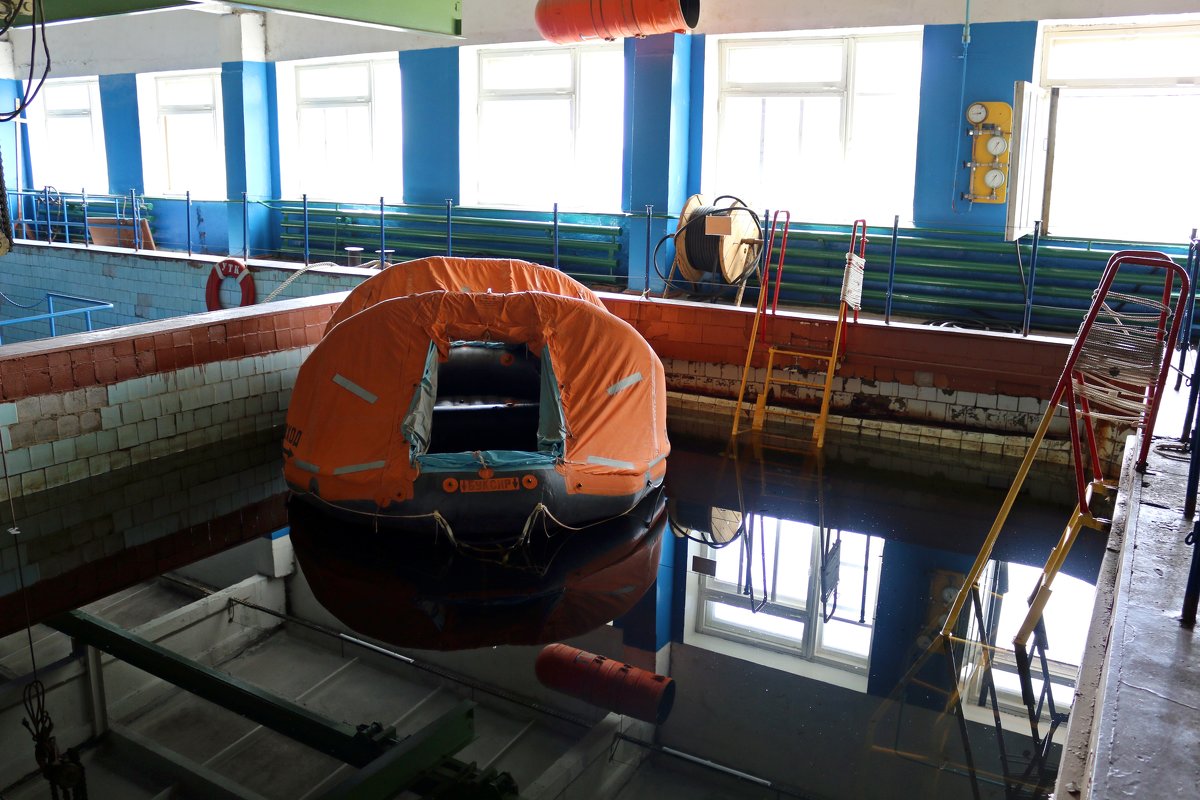В учебно-тренировочном центре водолазов и подводников - Ольга 