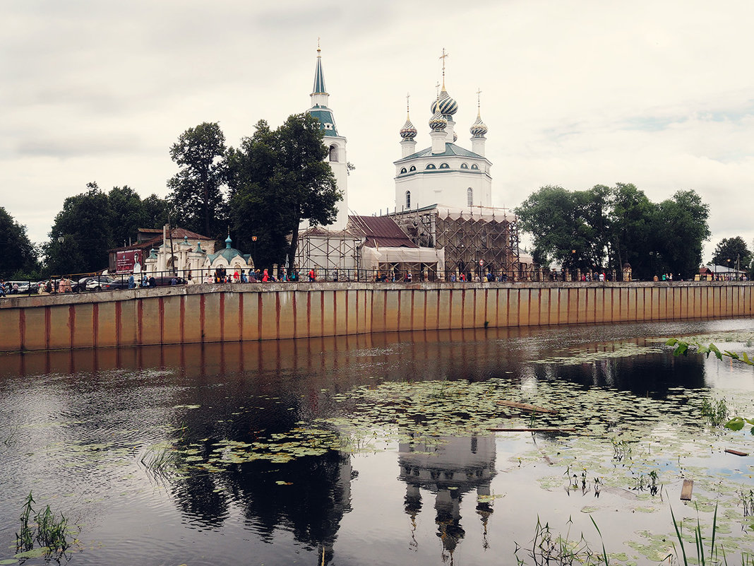 Село Холуй. Троицкая церковь. - Валерий Гришин